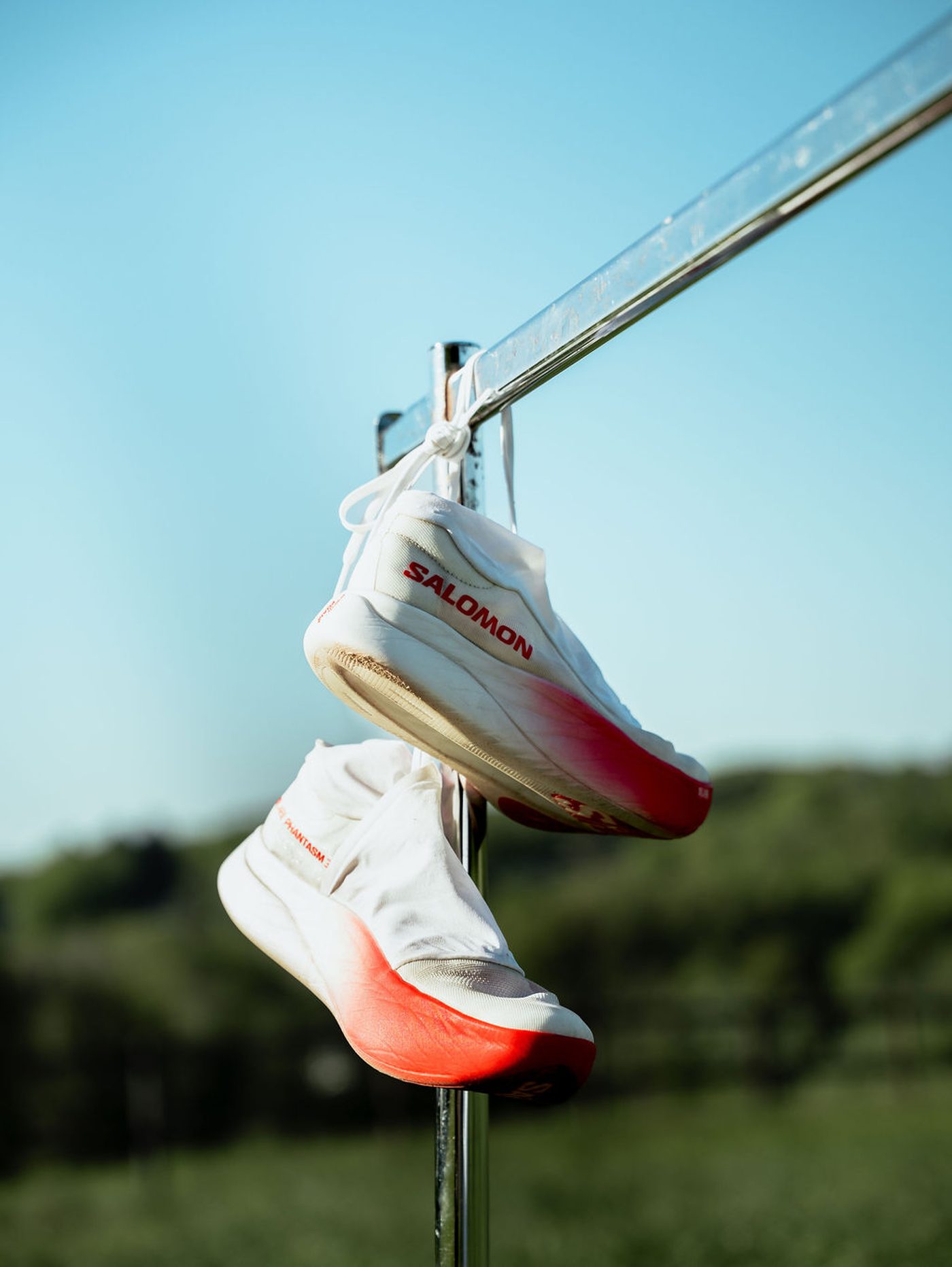 Série photo Running x Wax par Néogif : chaussures de course Salomon en extérieur